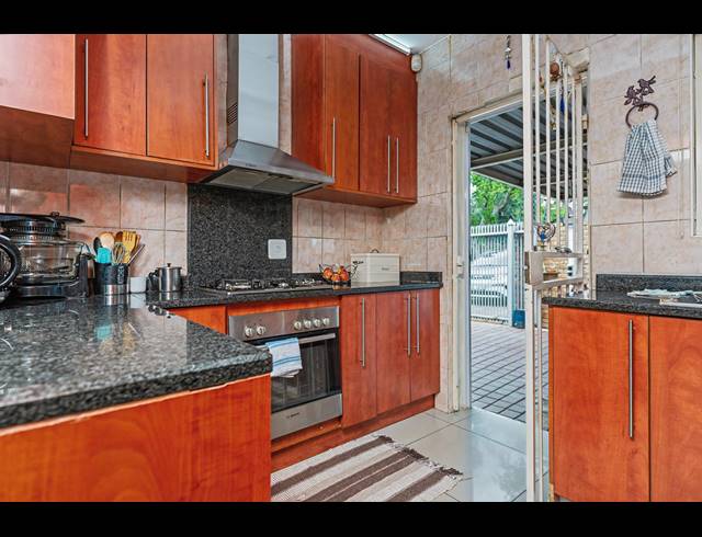 3 BEDROOM HOUSE FOR SALE IN NOORDWYK